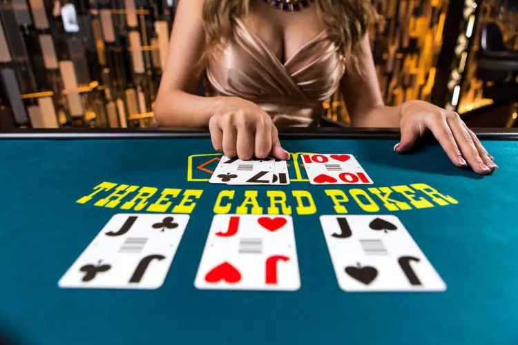 Three card poker online game with dealer