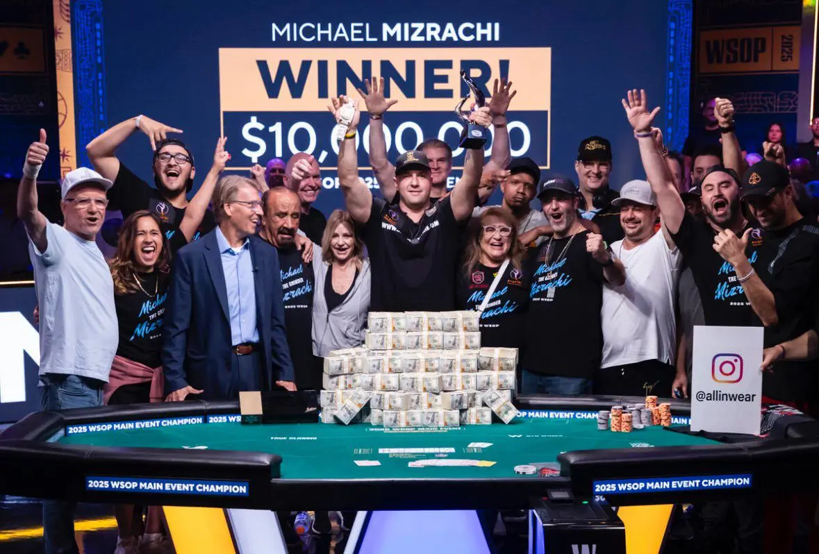 michael-mizrachi-triumfuoja-WSOP-pagrindiniame-turnyre