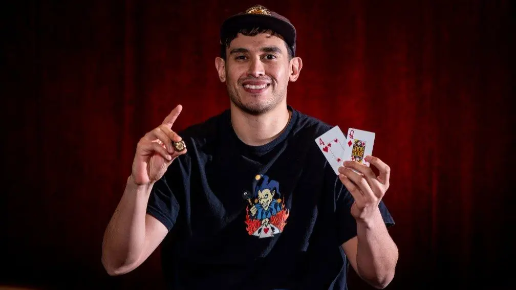 Alex Cruz WSOP Circuit žiedo laimėtojas alex-cruz-WSOP-circuit-ziedo laimetojas